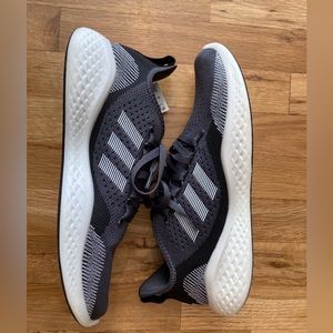 Adidas fluid flow 2.0, size 10 men’s shoe, new in the box with tags